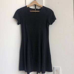 Mini black dress, short sleeve
